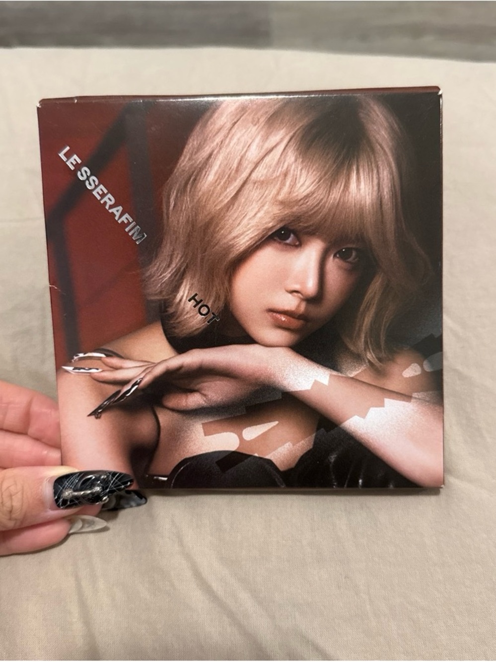 LE SSERAFIM HOT ALBUM - EUNCHAE VERSION